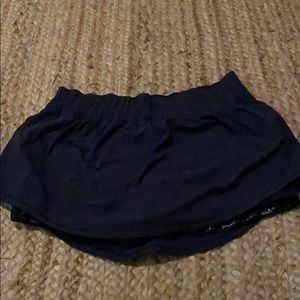 Lululemon skirt with shorts in great condition
